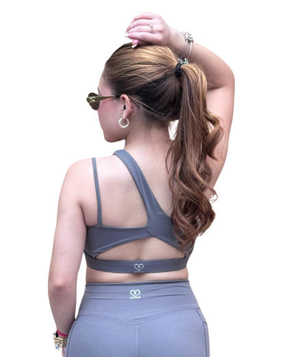 Conjunto deportivo gris asimétrico - Synergy