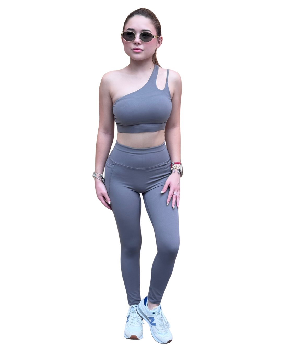 Conjunto deportivo gris asimétrico - Synergy