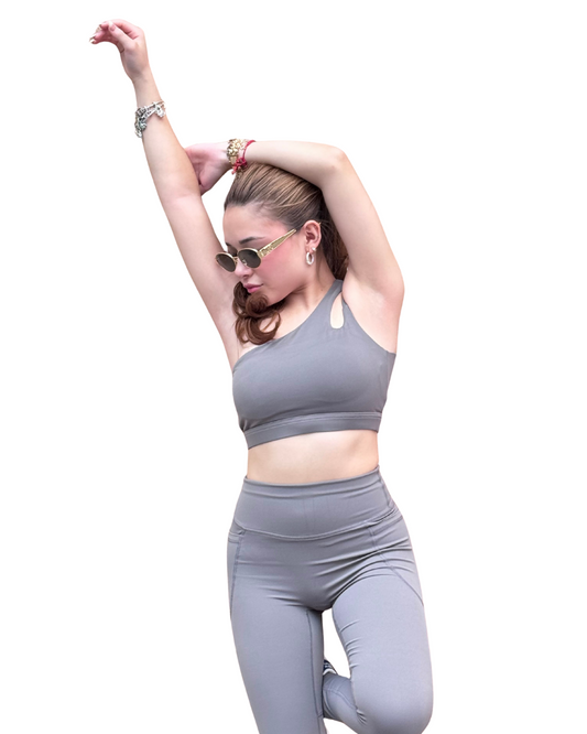 Conjunto deportivo gris asimétrico - Synergy