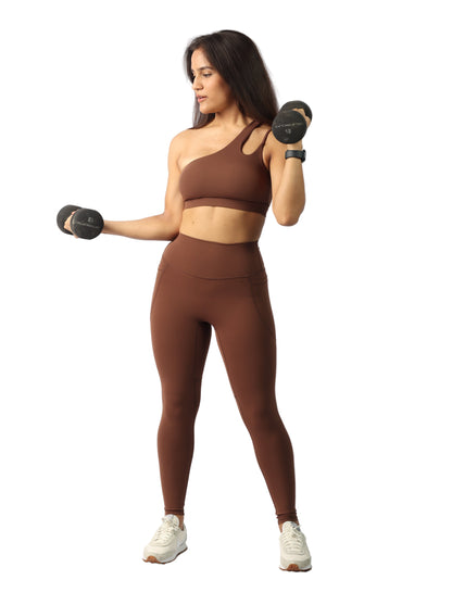 Top deportivo café asimétrico- Synergy